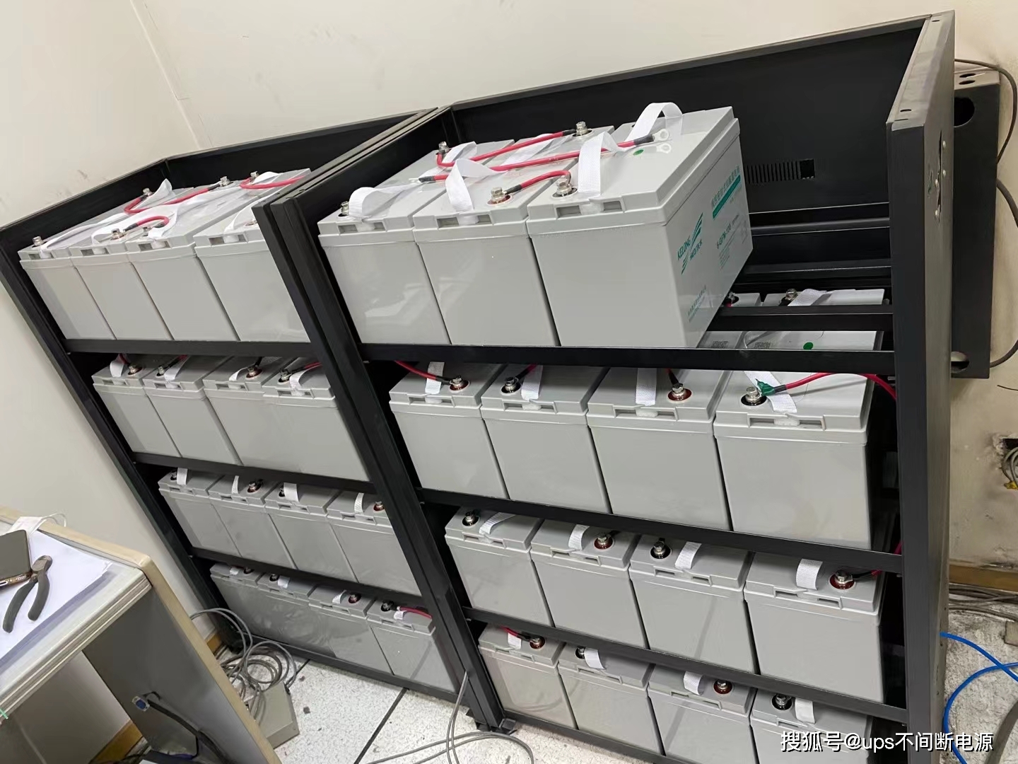 科华ups电源安装视频_科华ups电源30kva_