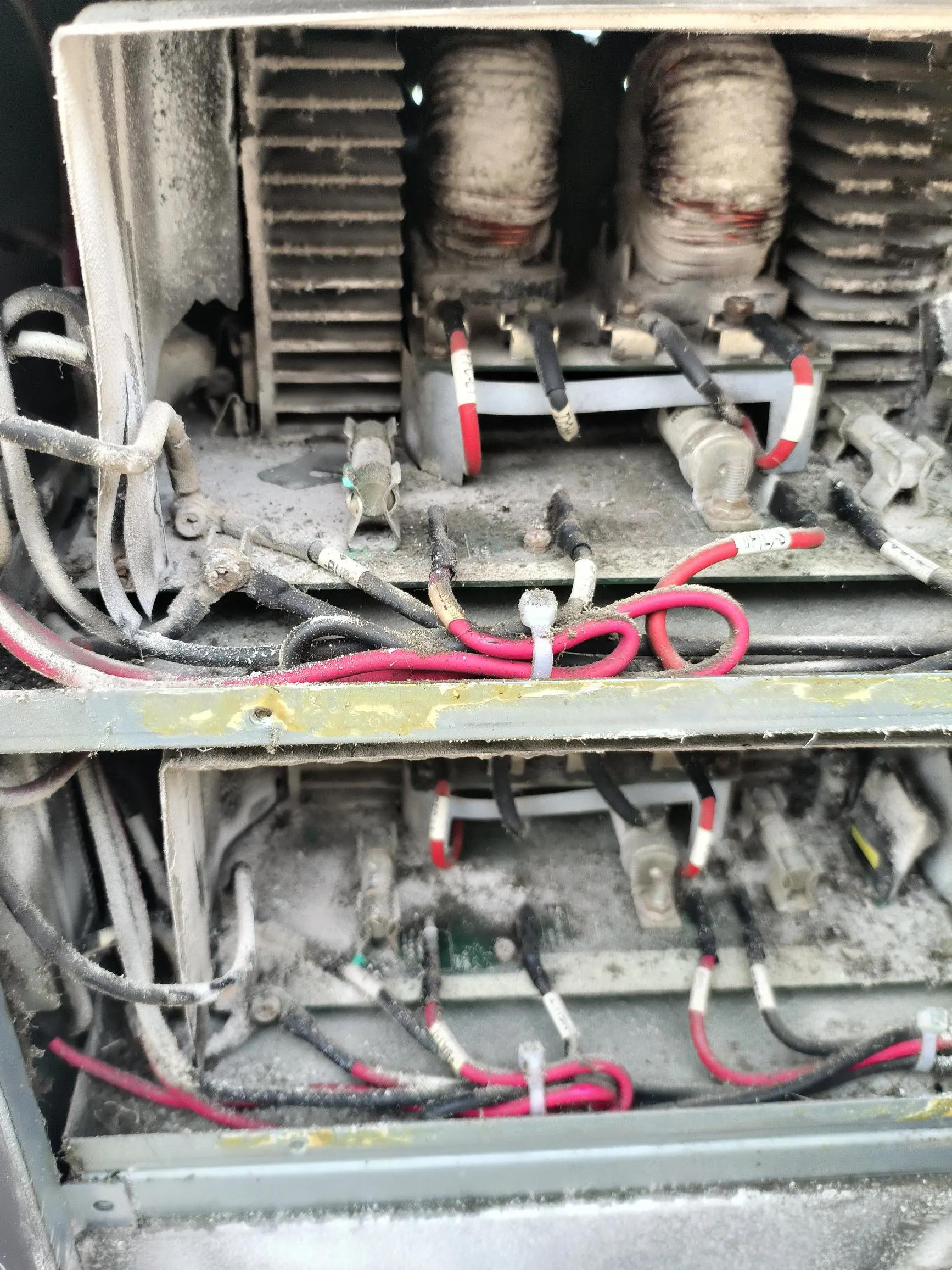 UPS电源_UPS电源维护_数据中心不间断电源重要性