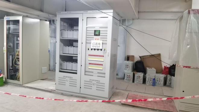 工业级UPS解决方案_不间断电源_电能质量稳定保障