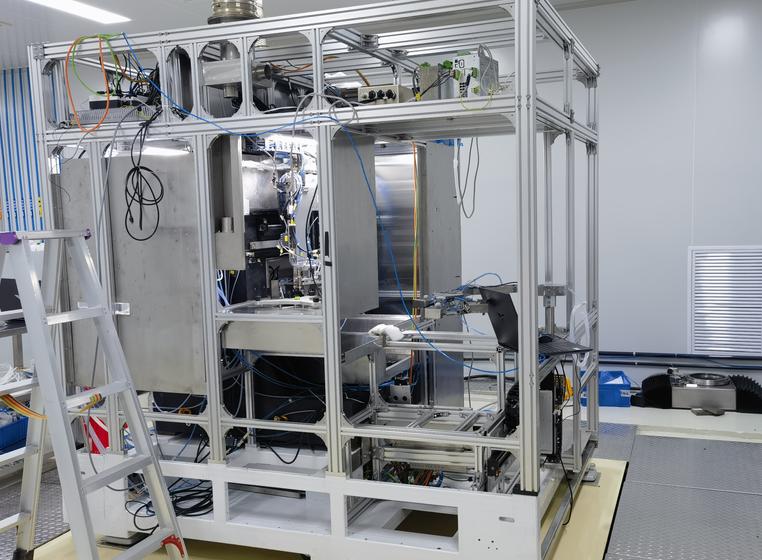 UPS蓄电池定制化解决方案_UPS电源_优比施全电压适配技术