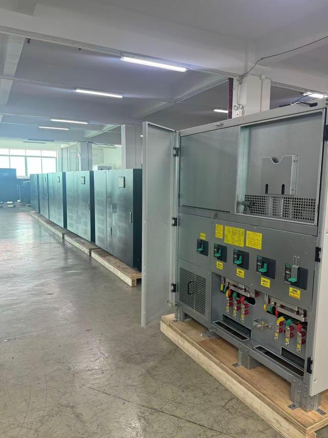 UPS电源_在线式UPS与后备式UPS区别_UPS选型指南